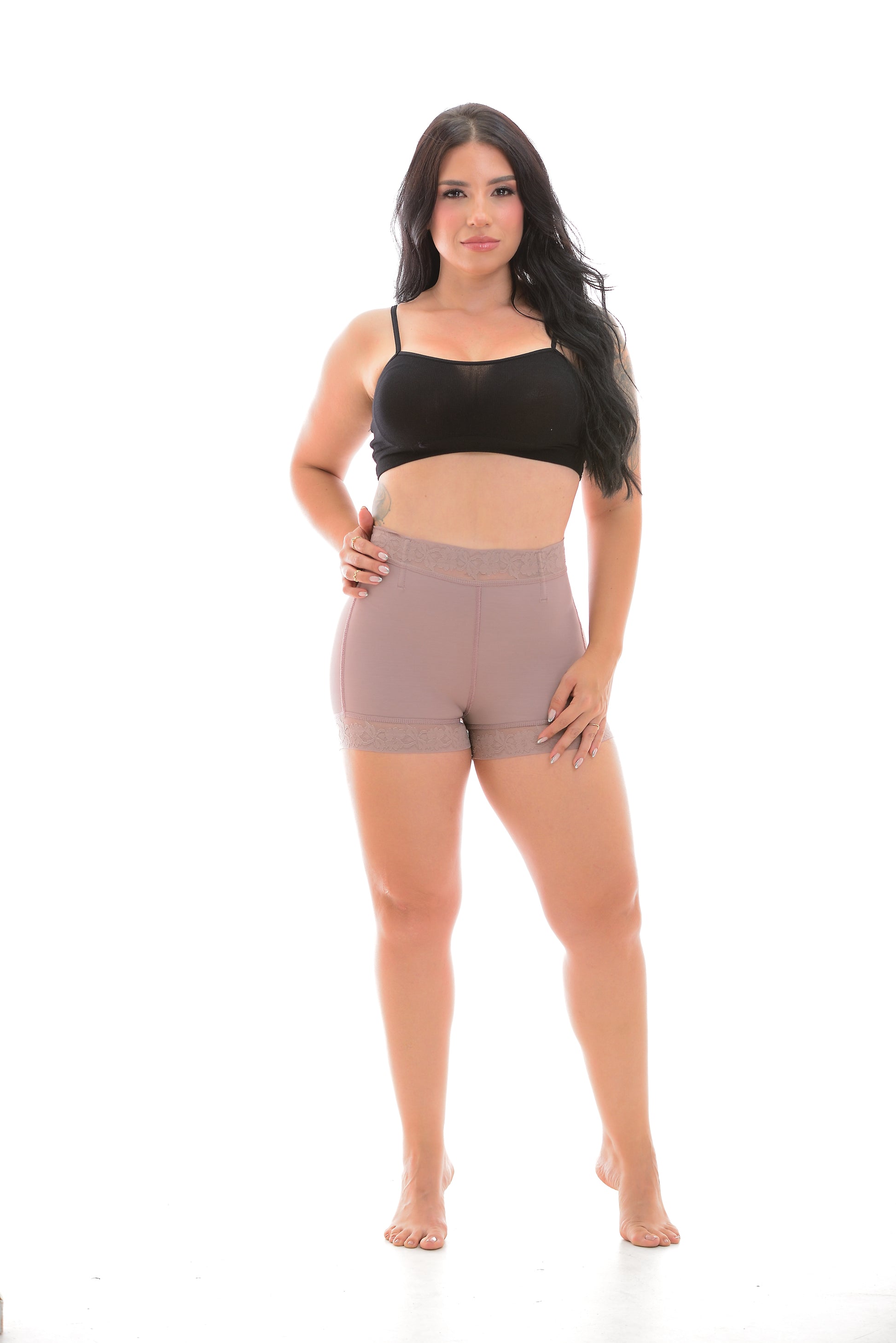 Moldea tu figura con estilo: Panty con varillas de control
